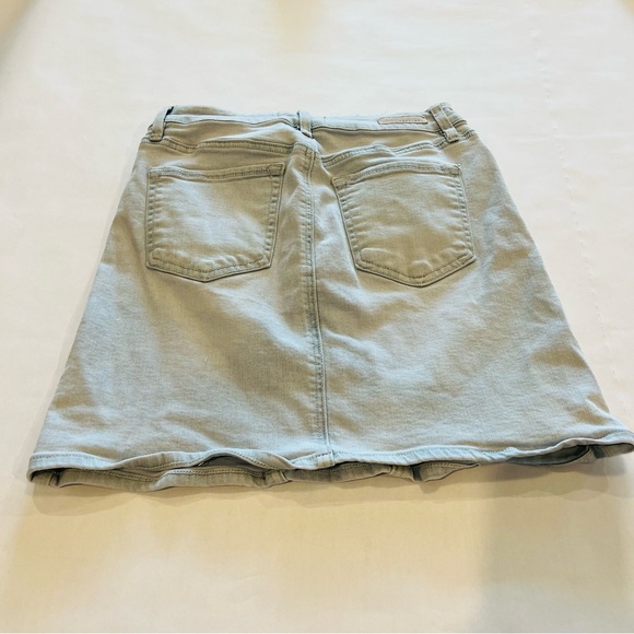 Sanctuary Denim Los Angeles  Zip Stretch Denim Skirt. Women's Size 27 - Picture 2 of 4